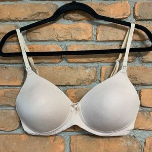 Gilligan & O'Malley Lined Everyday Wireless Maternity Nursing Bra Size 34C‎